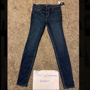 Hollister jeans